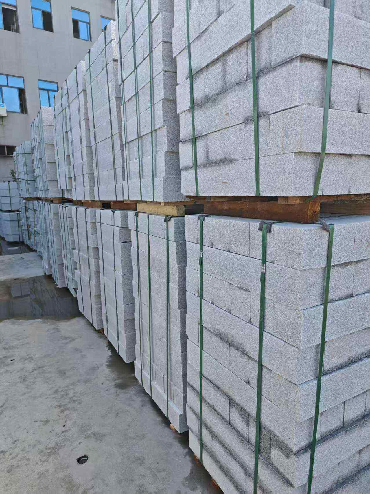 上海芝麻白路牙石，路侧石